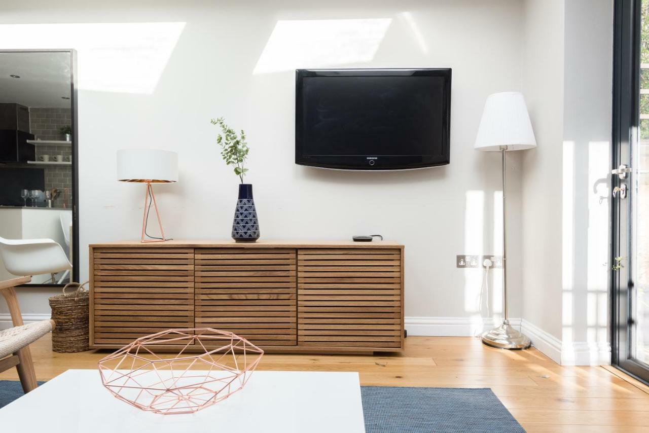 The Navy Court - Scandinavian Inspired 4Bdr Home Oxford Exteriör bild