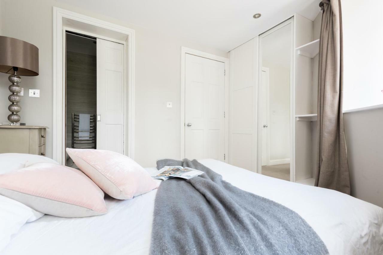 The Navy Court - Scandinavian Inspired 4Bdr Home Oxford Exteriör bild